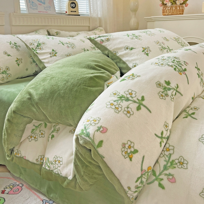 91家纺网 家纺一手货源 找家纺 维娜斯家纺 2025新款牛奶绒印花四件套加厚保暖 仙草