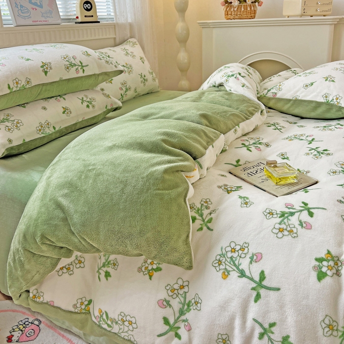 91家纺网 家纺一手货源 找家纺 维娜斯家纺 2025新款牛奶绒印花四件套加厚保暖 仙草