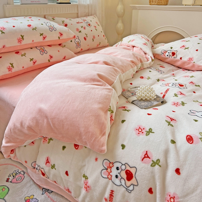 91家纺网 家纺一手货源 找家纺 维娜斯家纺 2025新款牛奶绒印花四件套加厚保暖 花语岚山