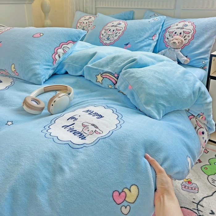 91家纺网 家纺一手货源 找家纺 维娜斯家纺 2025新款牛奶绒印花四件套加厚保暖 萌萌哈奇