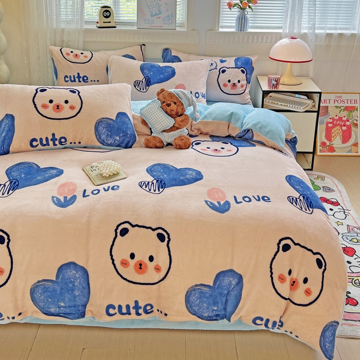 91家纺网 家纺一手货源 找家纺 维娜斯家纺 2025新款牛奶绒印花四件套加厚保暖 魅力小熊