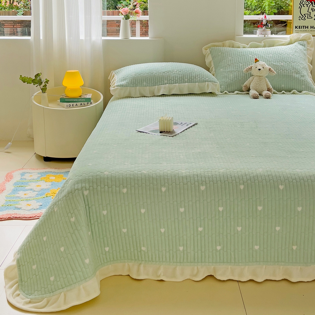 91家纺网 家纺一手货源 找家纺 漫时光 2025新款加厚牛奶绒花边床盖单品床盖床盖单件 爱心-浅绿