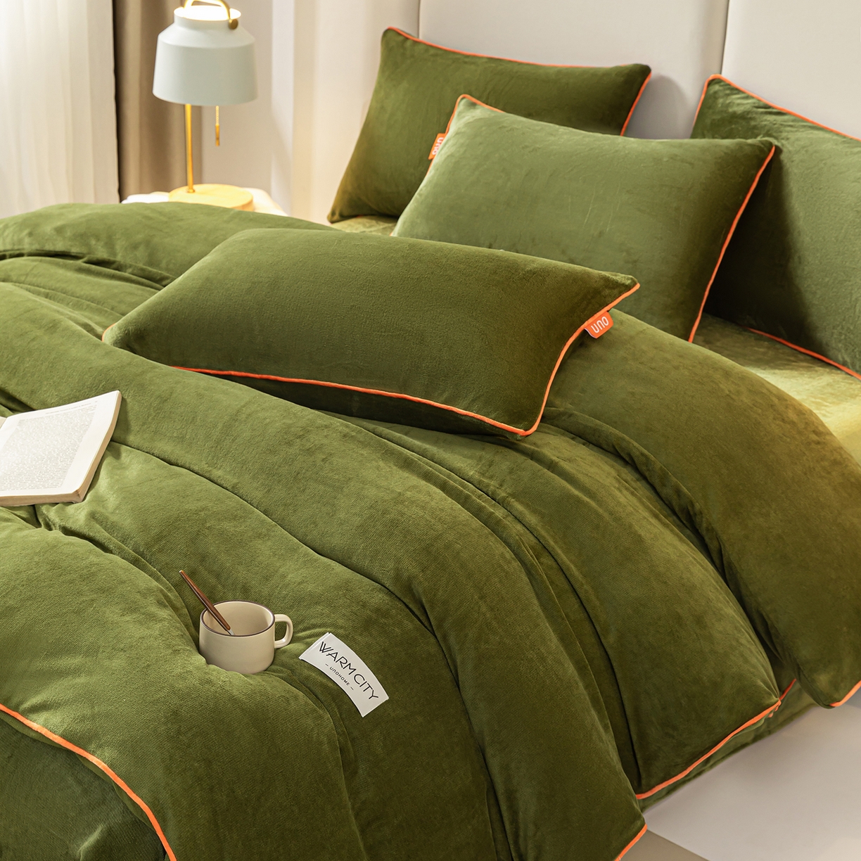 91家纺网 家纺一手货源 找家纺 吾诺家居 吾诺 2025 撞色边滚绳款牛奶绒四件套麻绳牛奶绒四件套 - 浅爱系列 橄榄绿