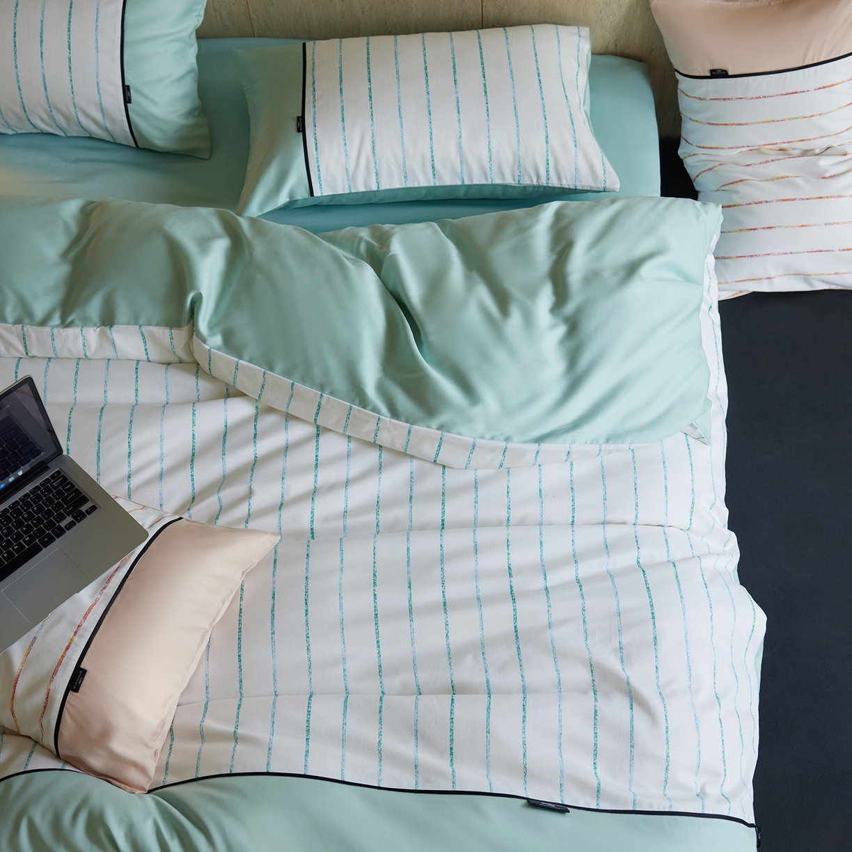 91家纺网 家纺一手货源 找家纺 安莱生活 2025新品天丝棉磨毛四件套-暖漾系列（风格二） 暖漾-蓝