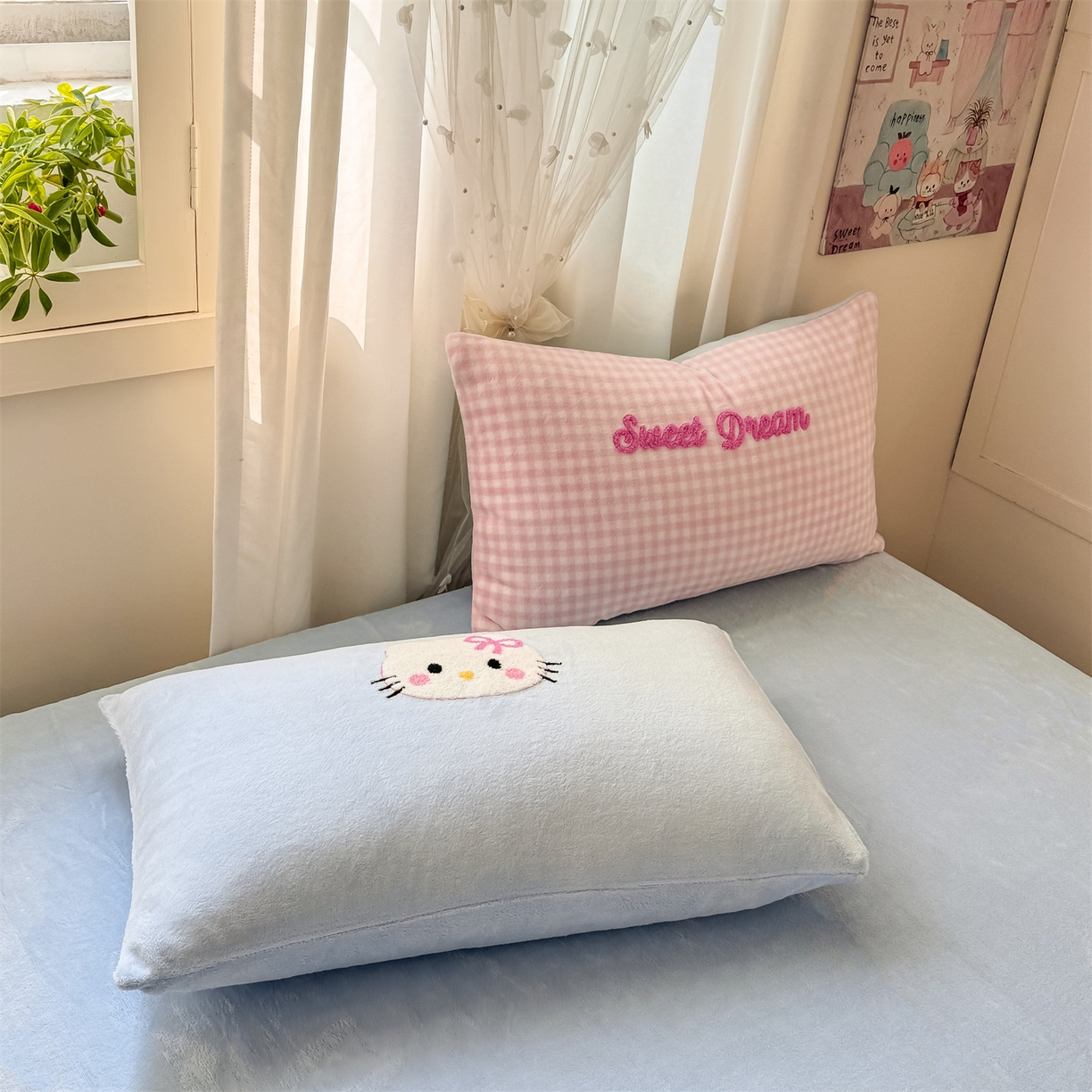 91家纺网 家纺一手货源 找家纺 （总）灰鲸 2025新款牛奶绒毛巾绣套件-猫咪蝴蝶结