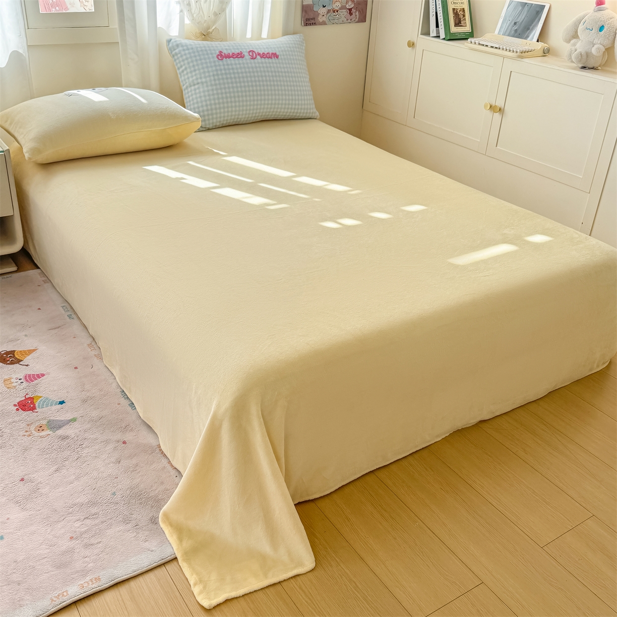 91家纺网 家纺一手货源 找家纺 灰鲸 2025新款牛奶绒毛巾绣套件-猫咪蝴蝶结 猫咪蝴蝶结-蓝格+奶油黄