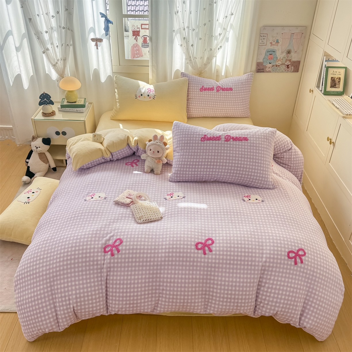 91家纺网 家纺一手货源 找家纺 灰鲸 2025新款牛奶绒毛巾绣套件-猫咪蝴蝶结 猫咪蝴蝶结-紫格+奶油黄