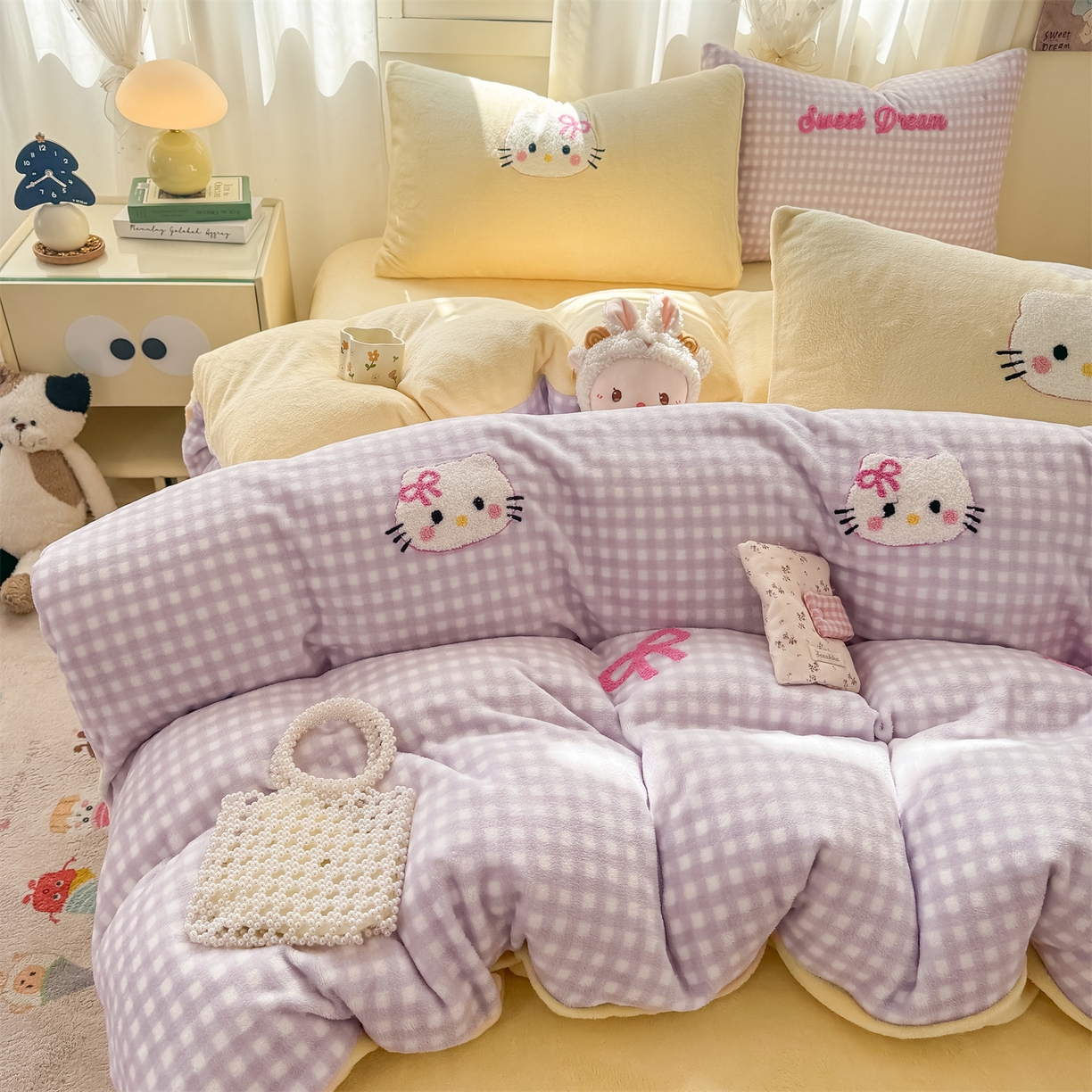 91家纺网 家纺一手货源 找家纺 灰鲸 2025新款牛奶绒毛巾绣套件-猫咪蝴蝶结 猫咪蝴蝶结-紫格+奶油黄