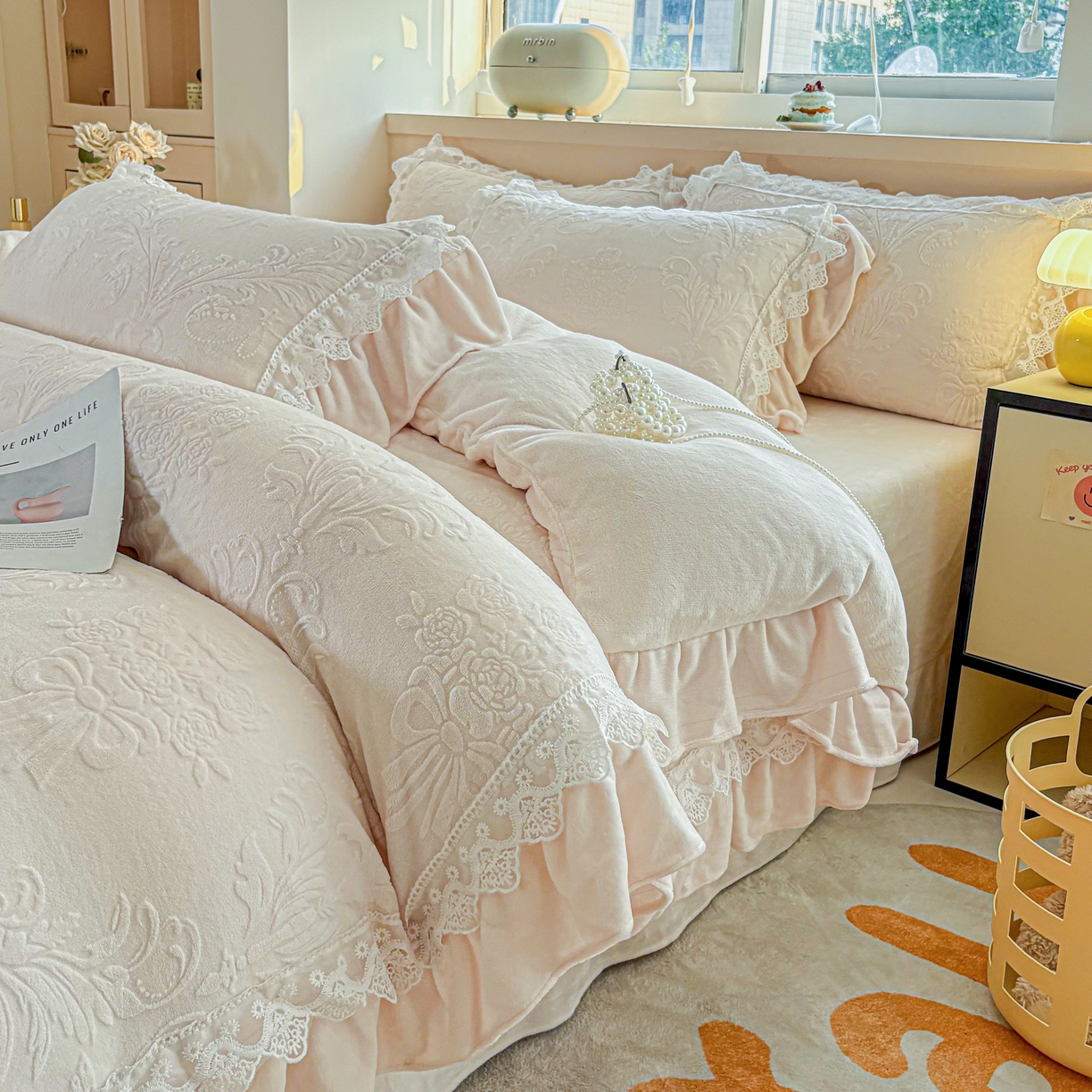 91家纺网 家纺一手货源 找家纺 锦格家纺 2024新款A类高克重牛奶绒四件套 艾洛薇【奶白】