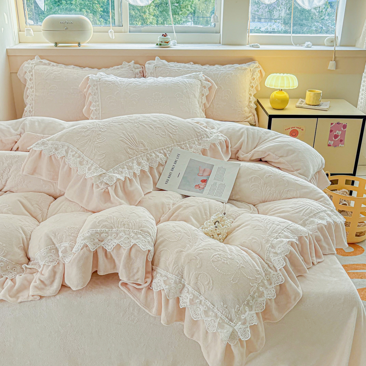 91家纺网 家纺一手货源 找家纺 锦格家纺 2024新款A类高克重牛奶绒四件套 艾洛薇【奶白】