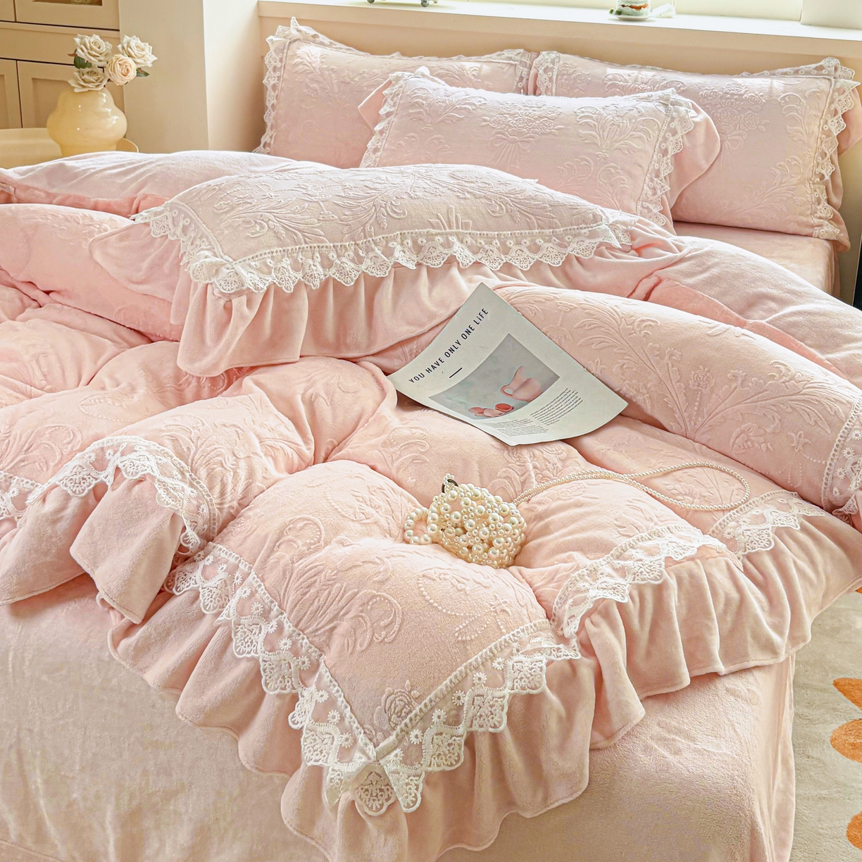 91家纺网 家纺一手货源 找家纺 锦格家纺 2024新款A类高克重牛奶绒四件套 艾洛薇【玉粉】