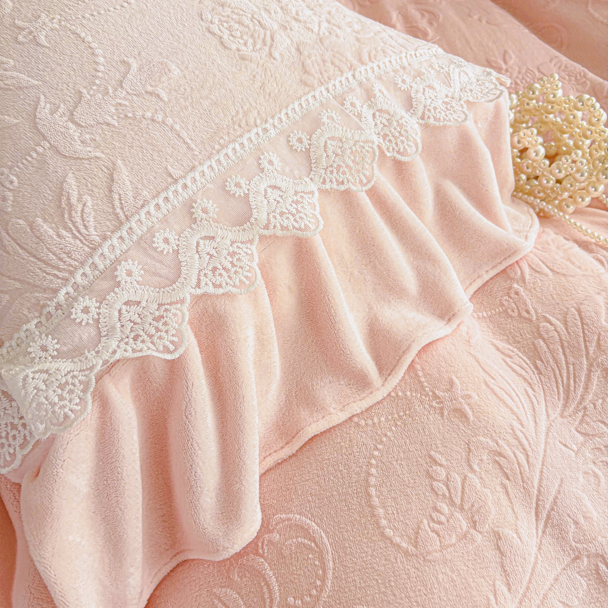 91家纺网 家纺一手货源 找家纺 锦格家纺 2024新款A类高克重牛奶绒四件套 艾洛薇【玉粉】