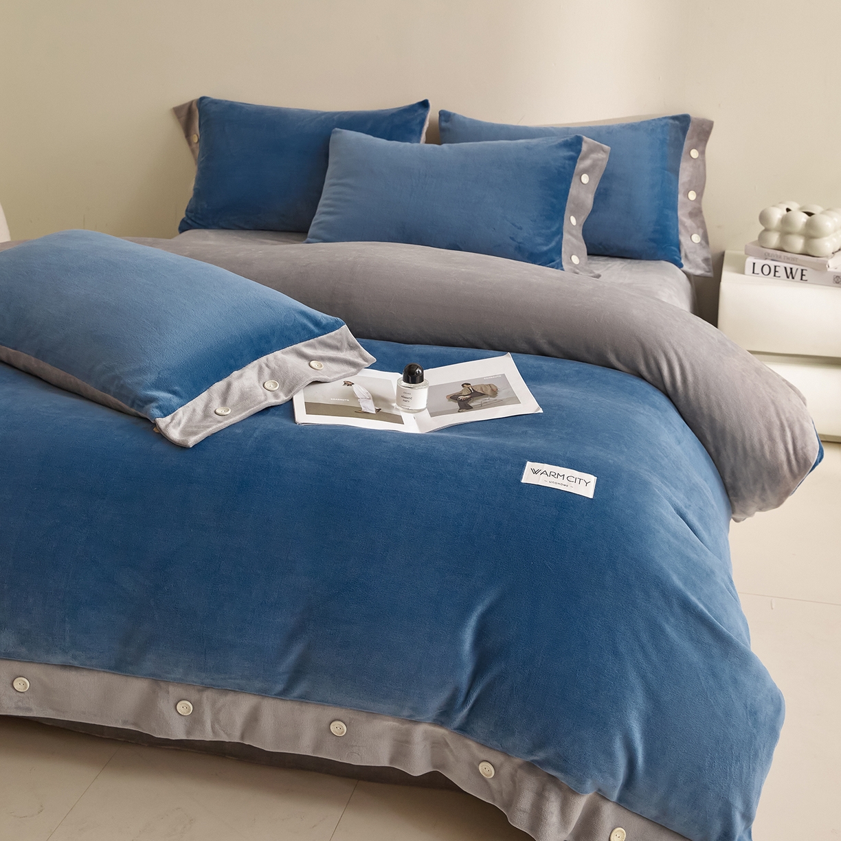 吾秀家居 2025秋冬新款撞色纽扣边牛奶绒四件套-纽扣 纽扣-景泰蓝
