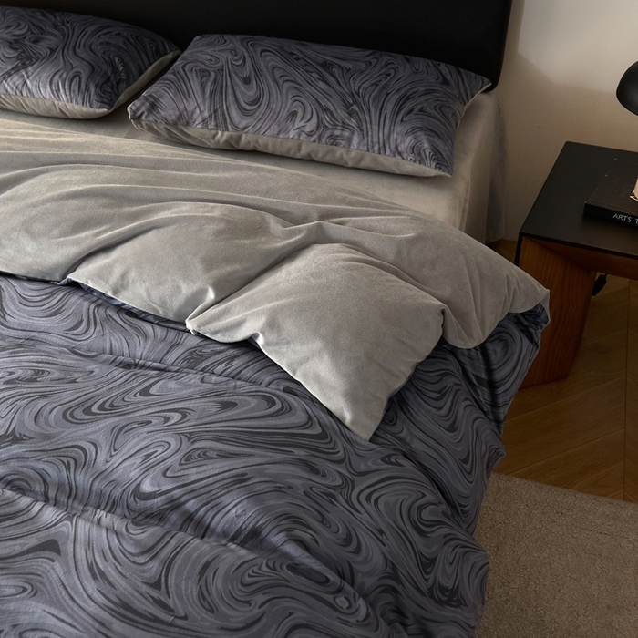 91家纺网 家纺一手货源 找家纺 （总）ONE TWO ONE 121 2025秋冬新款牛奶绒德芙绒宝宝绒婴儿绒短毛绒四件套床单被套游里系列【未来大爆款】【提供买家秀】  会员-10    控价 标准258  加大278