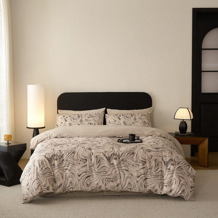 91家纺网 家纺一手货源 找家纺 ONE TWO ONE 121 2025秋冬新款牛奶绒德芙绒宝宝绒婴儿绒短毛绒四件套床单被套 游里-咖