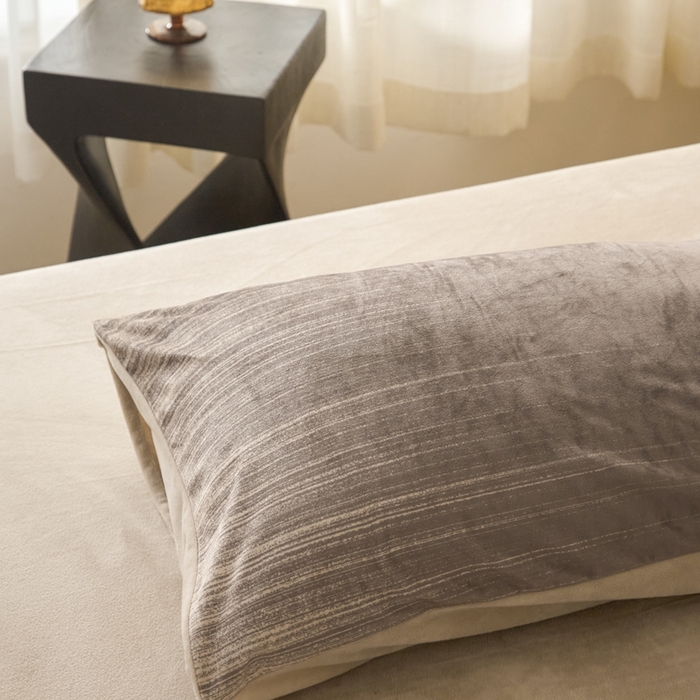 91家纺网 家纺一手货源 找家纺 ONE TWO ONE 121 2025秋冬新款牛奶绒德芙绒宝宝绒婴儿绒短毛绒四件套床单被套 光辉岁月-咖