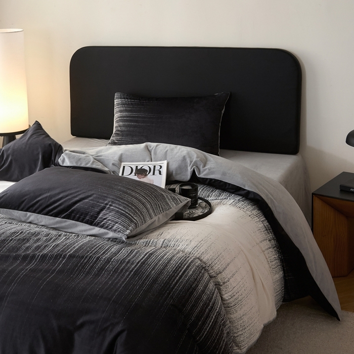 91家纺网 家纺一手货源 找家纺 ONE TWO ONE 121 2025秋冬新款牛奶绒德芙绒宝宝绒婴儿绒短毛绒四件套床单被套 光辉岁月-灰