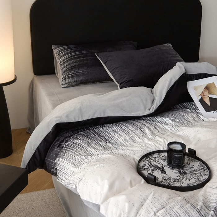 91家纺网 家纺一手货源 找家纺 ONE TWO ONE 121 2025秋冬新款牛奶绒德芙绒宝宝绒婴儿绒短毛绒四件套床单被套 光辉岁月-灰