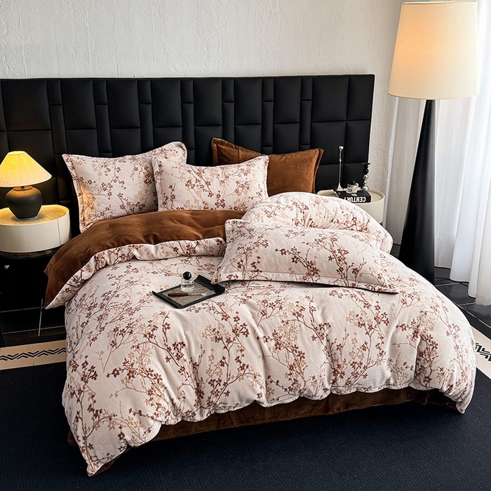 91家纺网 家纺一手货源 找家纺 （总）金盛纺 2025新款亲肤舒适高克重雕花绒系列四件套（可定制）