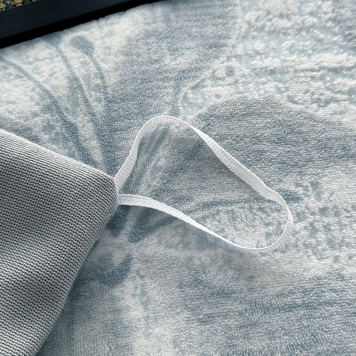 91家纺网 家纺一手货源 找家纺 （总）金盛纺 2025新款亲肤舒适高克重雕花绒系列四件套（可定制）