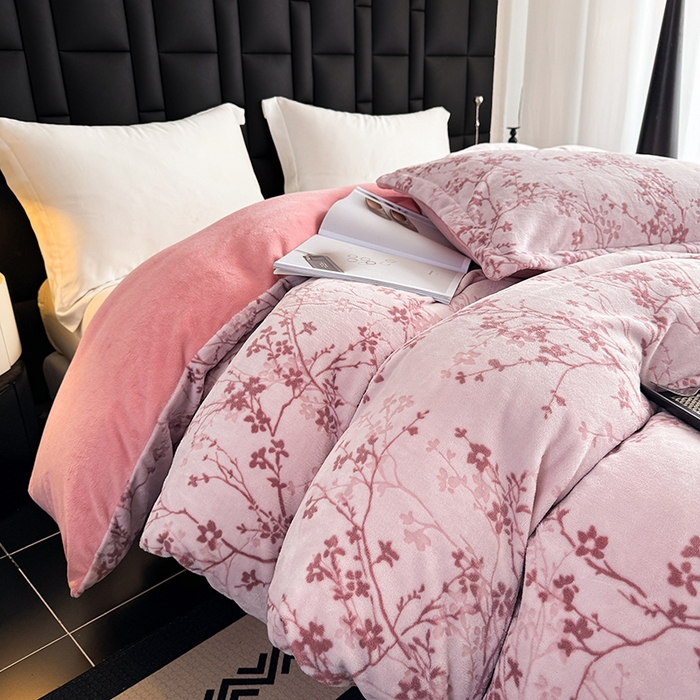 91家纺网 家纺一手货源 找家纺 （总）金盛纺 2025新款亲肤舒适高克重雕花绒系列单被套单品被套单件被套（可定制）