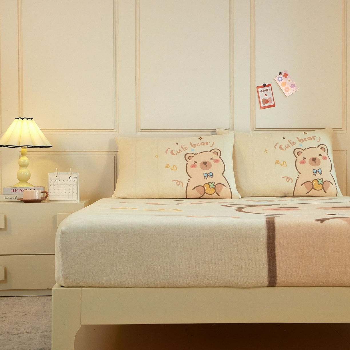 91家纺网 家纺一手货源 找家纺 蘭菲家纺 2025新款保暖舒适卡皮巴拉牛奶绒系列单品床笠 大美豚