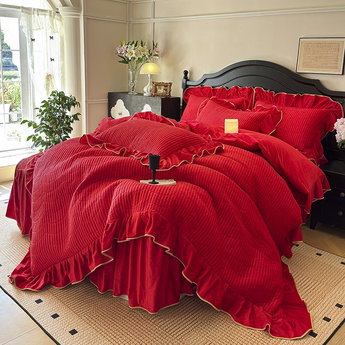 91家纺网 家纺一手货源 找家纺 （总）宜凡家纺 2025新款婴儿绒压花全夹棉床裙四件套