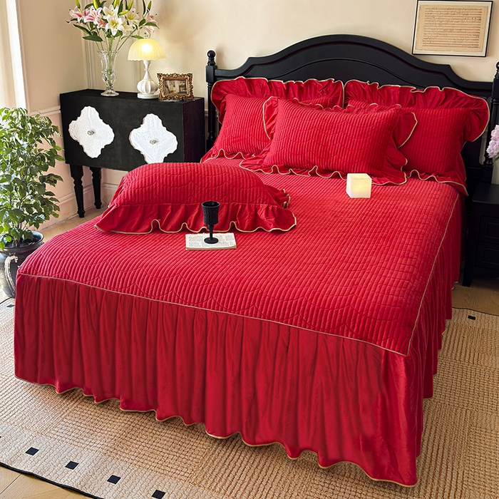 91家纺网 家纺一手货源 找家纺 （总）宜凡家纺 2025新款婴儿绒压花全夹棉床裙四件套