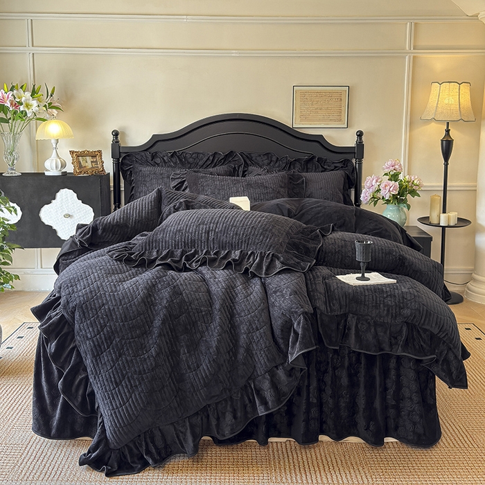 宜凡家纺 2025新款婴儿绒压花全夹棉床裙四件套 韵雅-黑天鹅