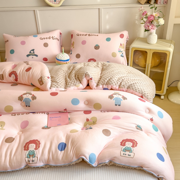 91家纺网 家纺一手货源 找家纺 米菲 2025新款针织豆豆冬被被子被芯 时尚女孩