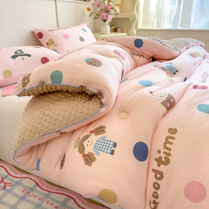 91家纺网 家纺一手货源 找家纺 米菲 2025新款针织豆豆冬被被子被芯 时尚女孩