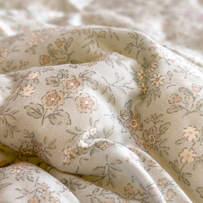 91家纺网 家纺一手货源 找家纺 米菲 2025新款针织豆豆冬被被子被芯 花海-灰