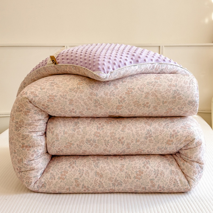 91家纺网 家纺一手货源 找家纺 米菲 2025新款针织豆豆冬被被子被芯 花海-粉