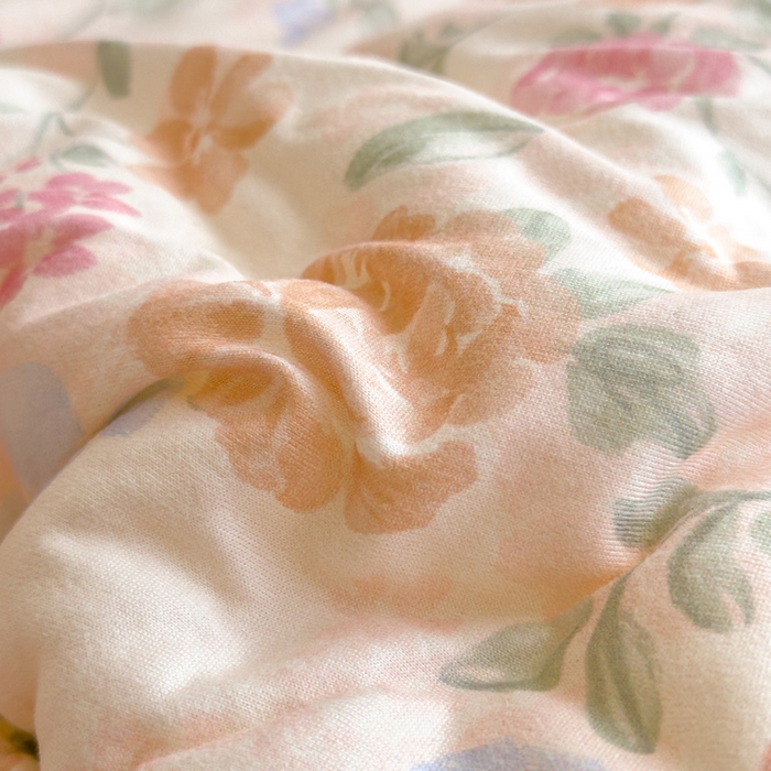 91家纺网 家纺一手货源 找家纺 米菲 2025新款针织豆豆冬被被子被芯 花裳容