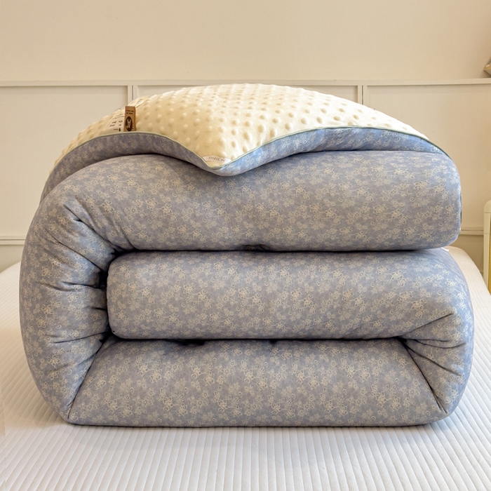 91家纺网 家纺一手货源 找家纺 米菲 2025新款针织豆豆冬被被子被芯 繁花