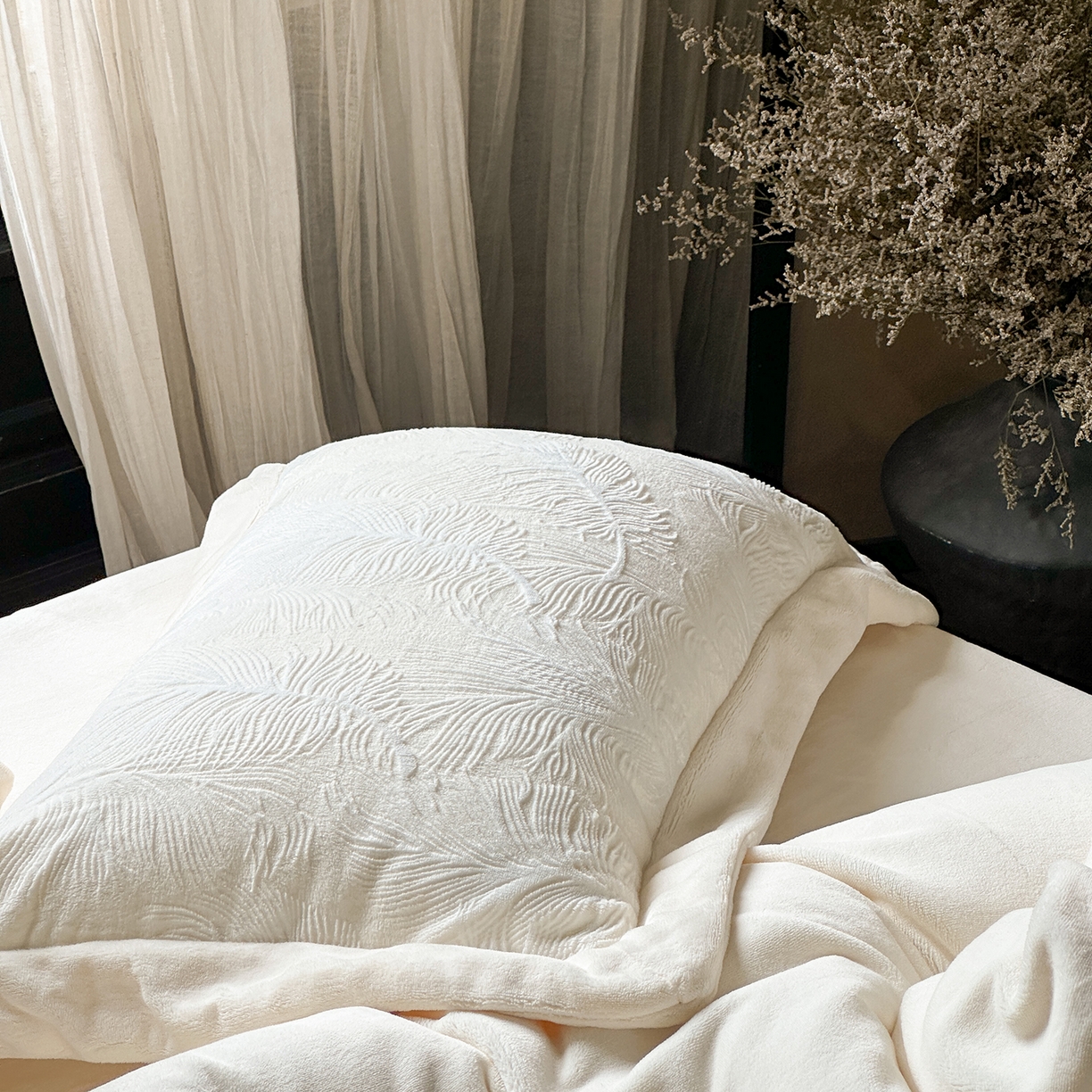 91家纺网 家纺一手货源 找家纺 （总）时亿家居 2025新款280g牛奶绒四件套-轻羽