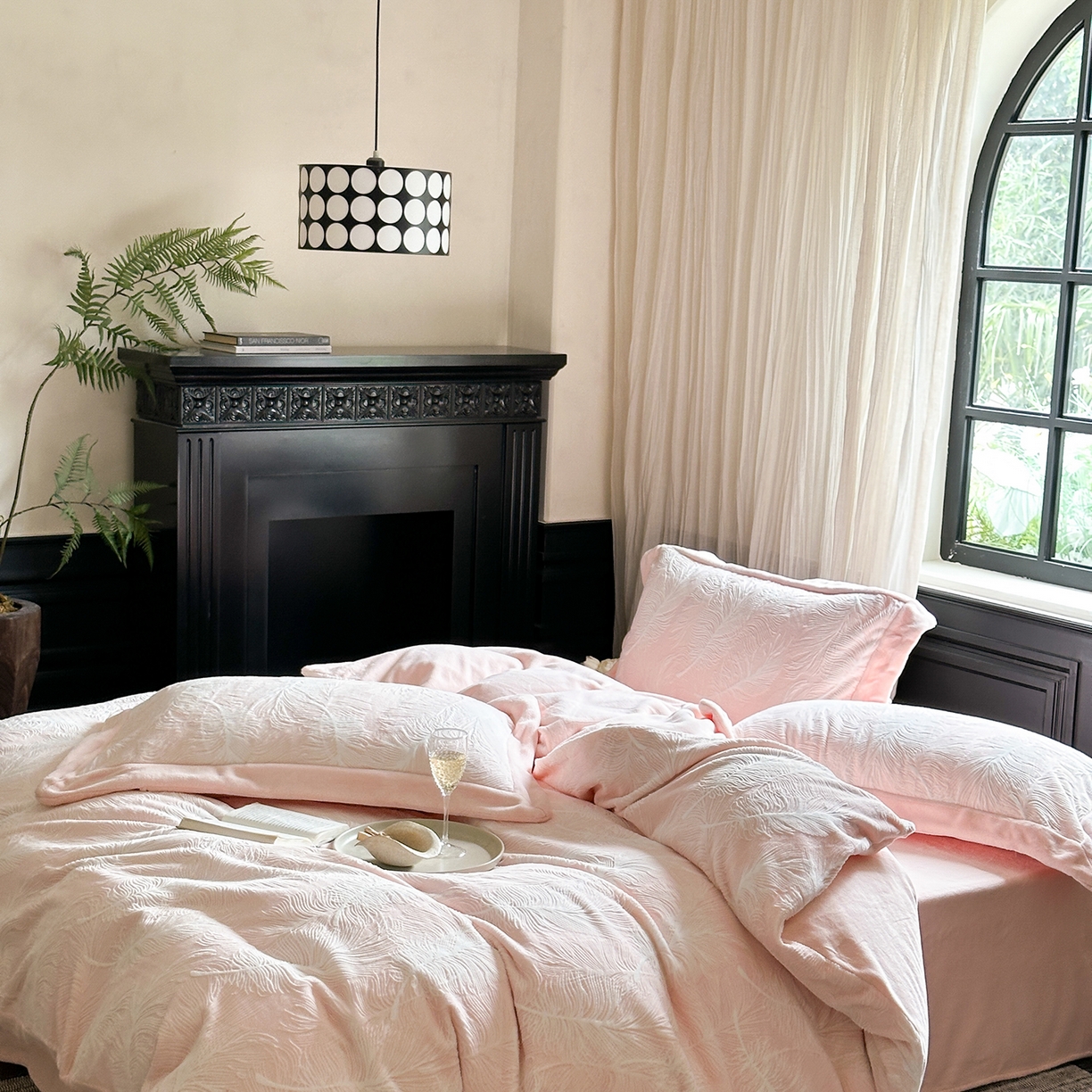 91家纺网 家纺一手货源 找家纺 时亿家居 2025新款280g牛奶绒四件套-轻羽 轻羽-粉色