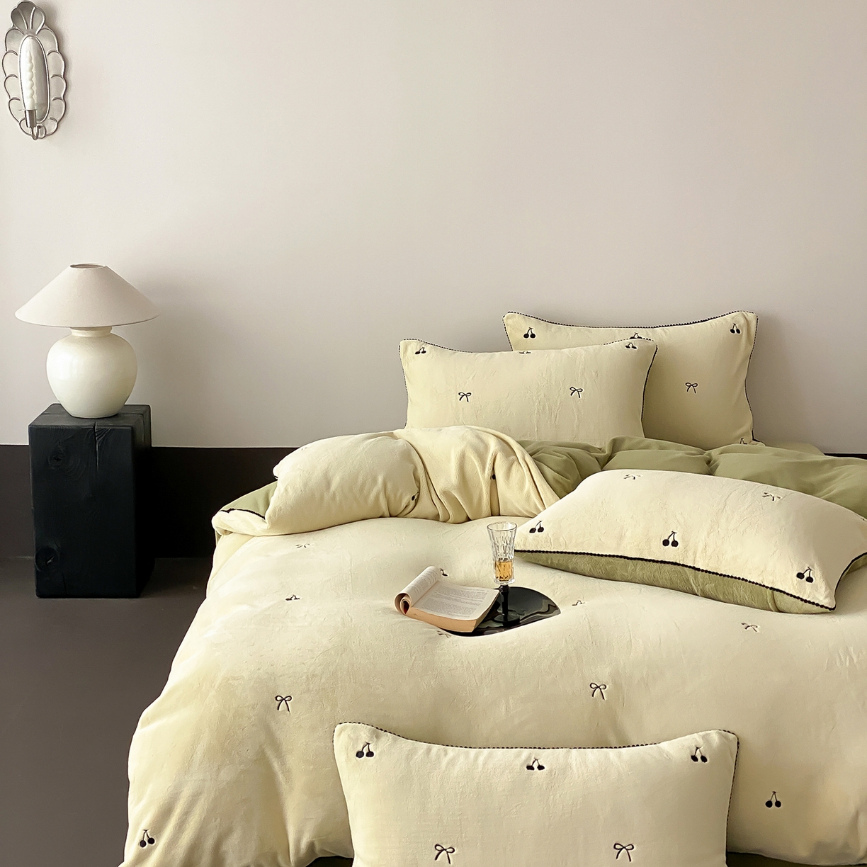 时亿家居 2025新款280g牛奶绒四件套-黑樱梦境 黑樱梦境-青绿