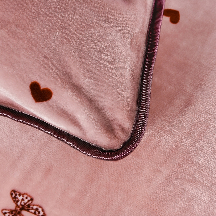 91家纺网 家纺一手货源 找家纺 赛丽雅 2025新款牛奶绒床裙四件套8-9斤法莱绒直播爆款日产2万套 蝴蝶结