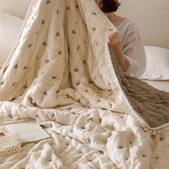 91家纺网 家纺一手货源 找家纺 麻依 2025新款安心棉十层纱布泡芙被全棉纱布被子被芯 兰溪