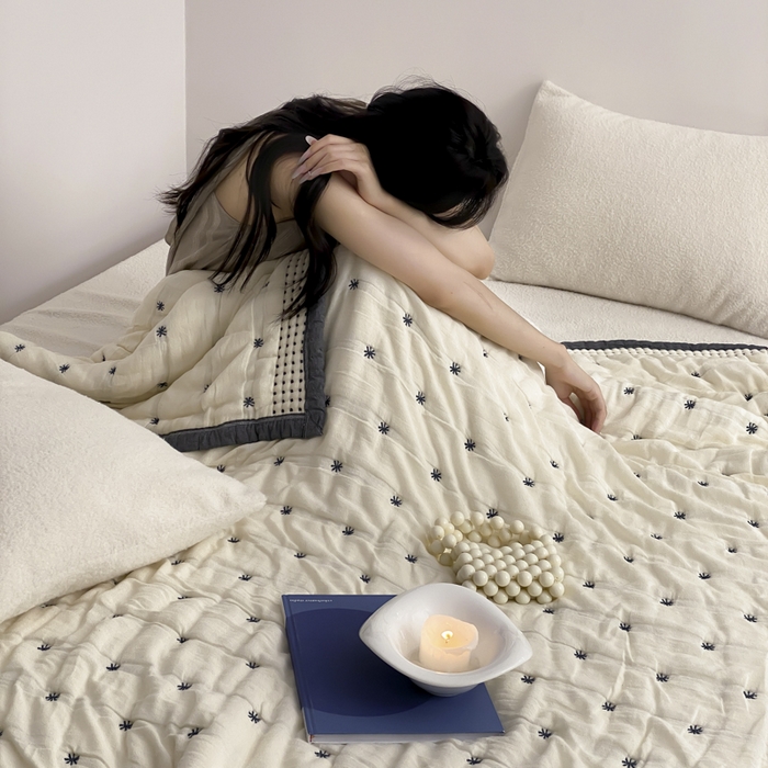 91家纺网 家纺一手货源 找家纺 （总）麻依 2025新款韩国泡芙被十层全棉纱布被子被芯