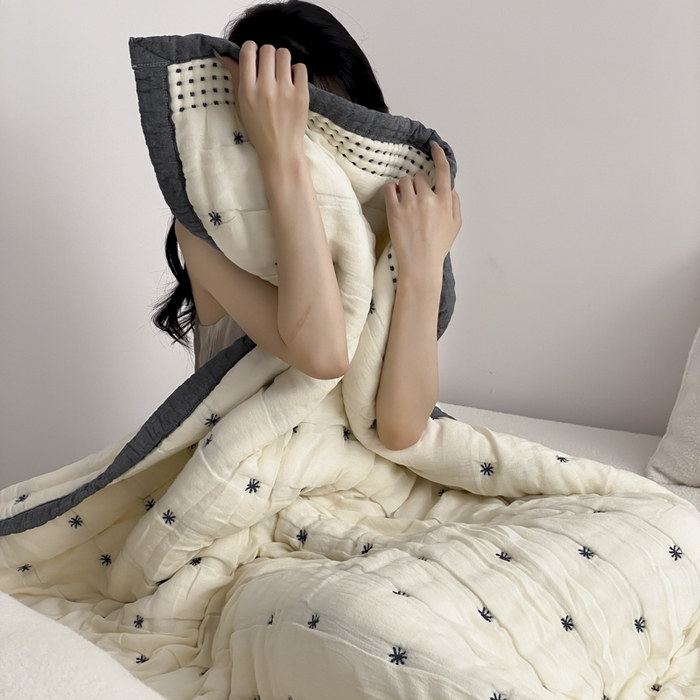 91家纺网 家纺一手货源 找家纺 （总）麻依 2025新款韩国泡芙被十层全棉纱布被子被芯