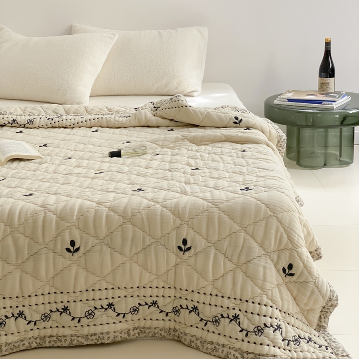 91家纺网 家纺一手货源 找家纺 麻依 2025新款韩国泡芙被十层全棉纱布被子被芯 三叶草