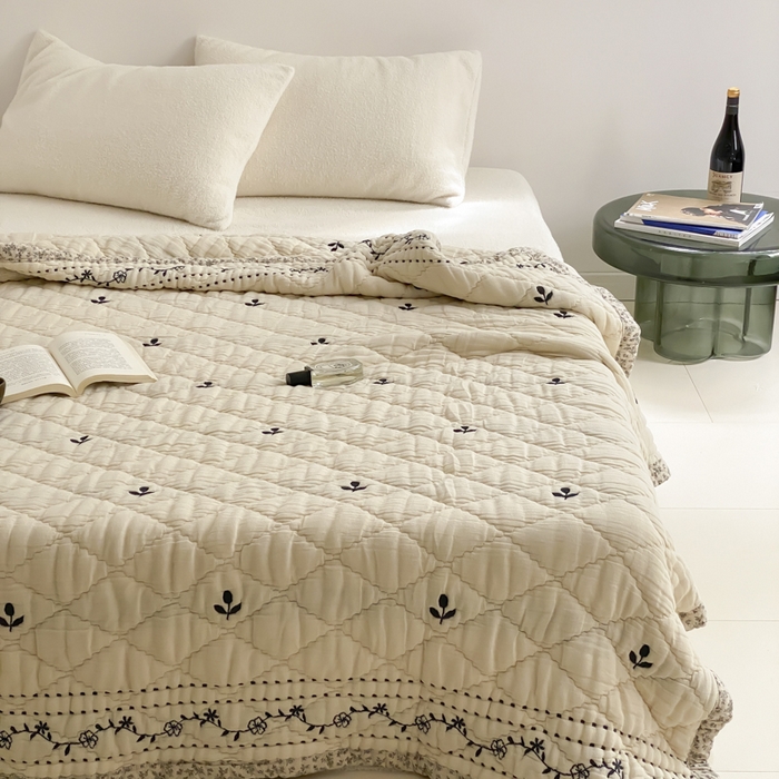 91家纺网 家纺一手货源 找家纺 麻依 2025新款韩国泡芙被十层全棉纱布被子被芯 三叶草