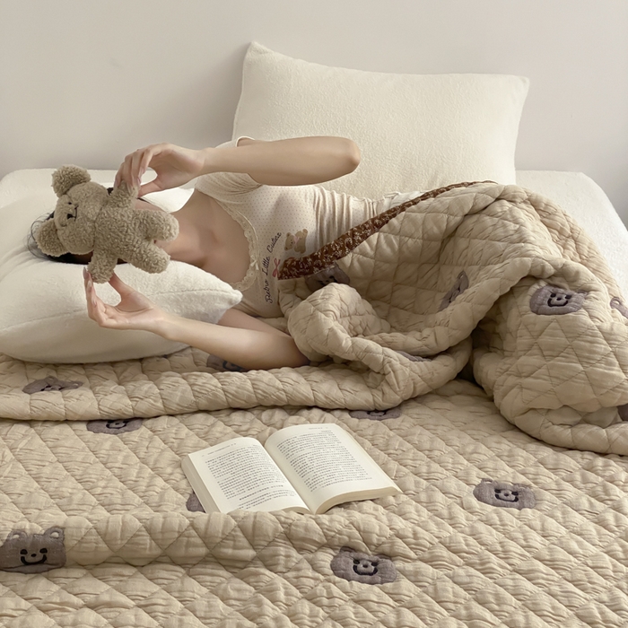 91家纺网 家纺一手货源 找家纺 麻依 2025新款韩国泡芙被十层全棉纱布被子被芯 小熊头