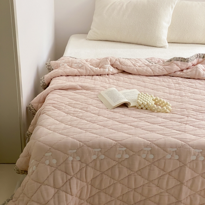 91家纺网 家纺一手货源 找家纺 麻依 2025新款韩国泡芙被十层全棉纱布被子被芯 樱桃派