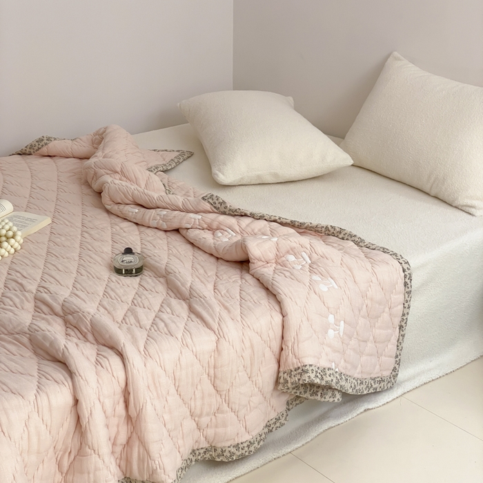 91家纺网 家纺一手货源 找家纺 麻依 2025新款韩国泡芙被十层全棉纱布被子被芯 樱桃派