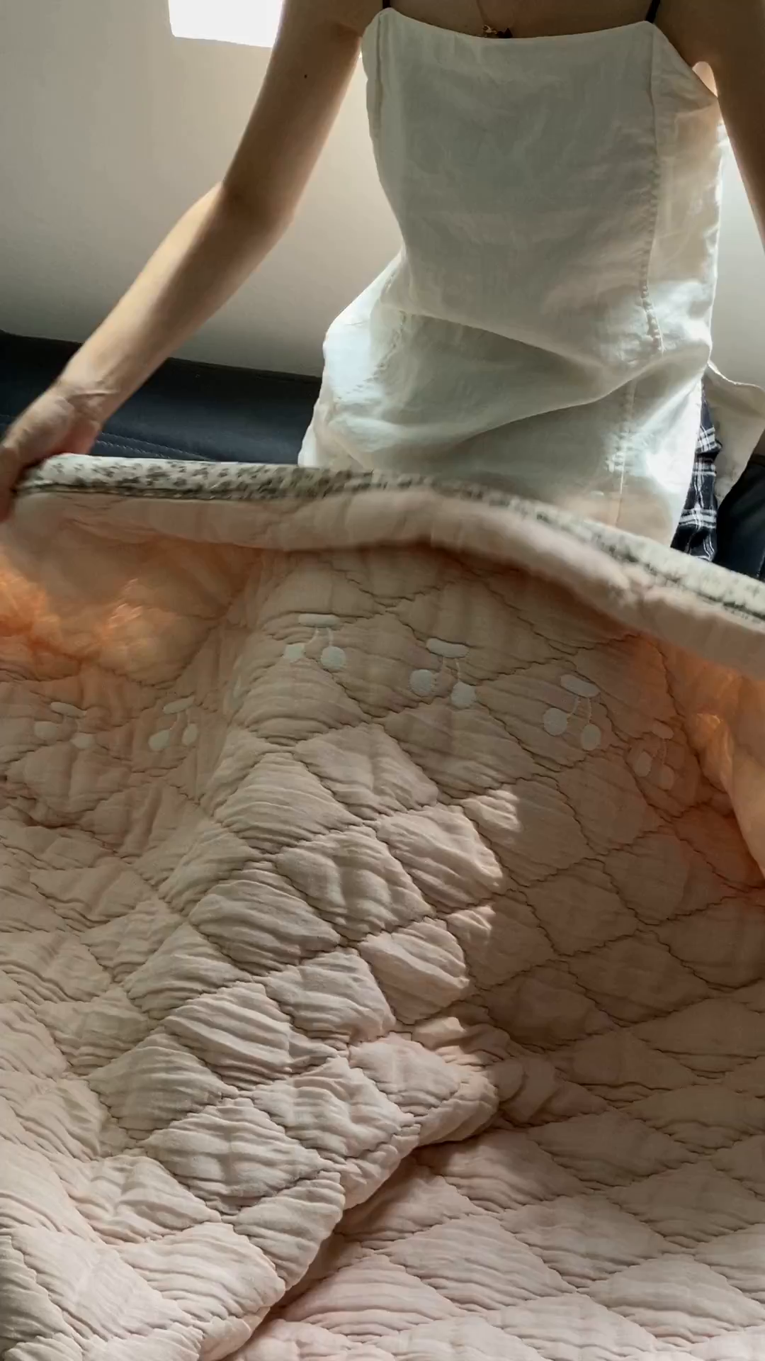 91家纺网 家纺一手货源 找家纺 麻依 2025新款韩国泡芙被十层全棉纱布被子被芯 樱桃派