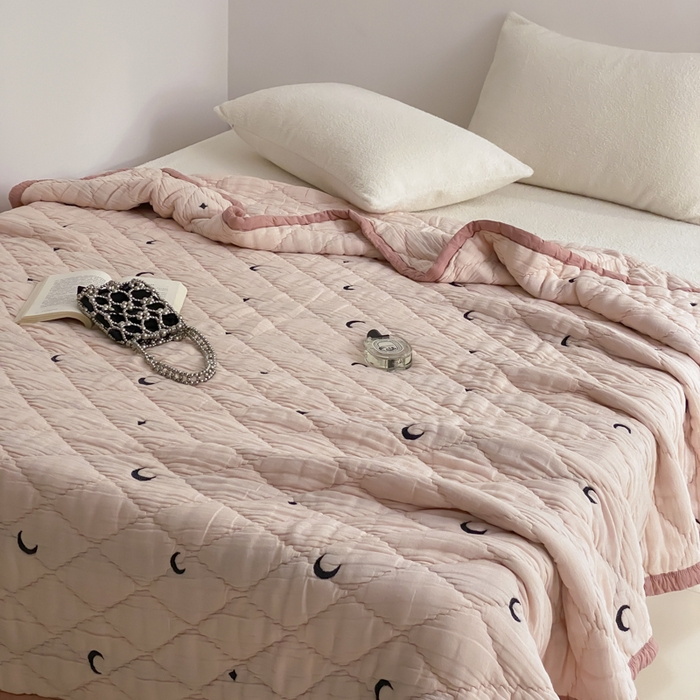 91家纺网 家纺一手货源 找家纺 麻依 2025新款韩国泡芙被十层全棉纱布被子被芯 月牙