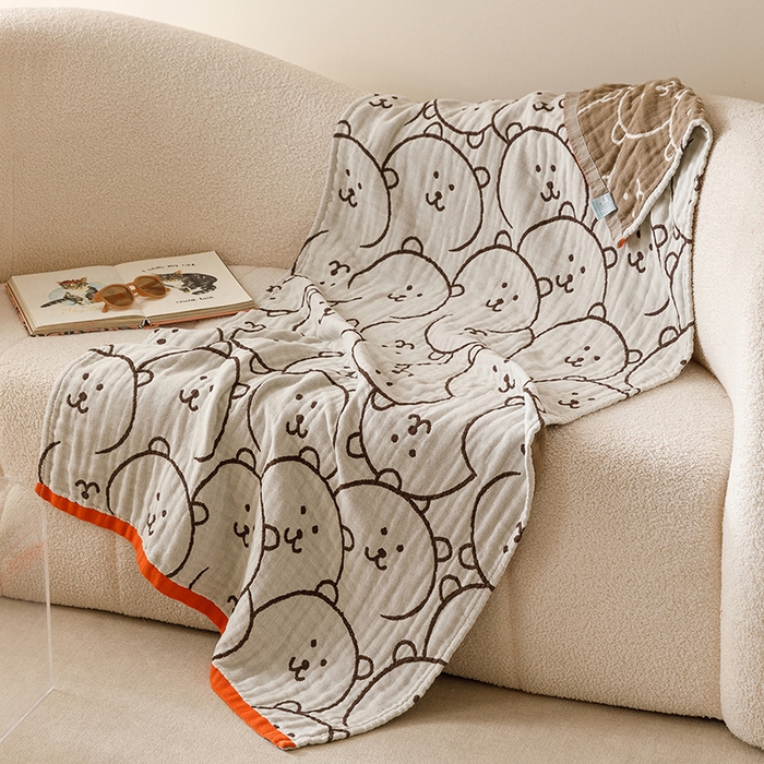 91家纺网 家纺一手货源 找家纺 麻依 2025新款全棉四层纱布浴巾披肩旅行毯 怪怪熊